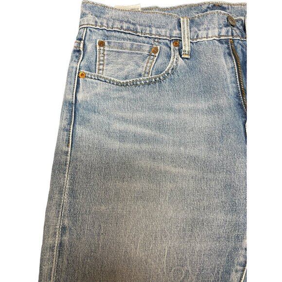 Levi's 502 Premium Taper Fit Jeans Men's Size 32x34 Light Blue Wash Denim - Picture 6 of 6